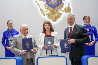 На ПМЭФ подписано соглашение о создании на Ставрополье Курчатовских классов На ПМЭФ подписано соглашение о создании на Ставрополье Курчатовских классов